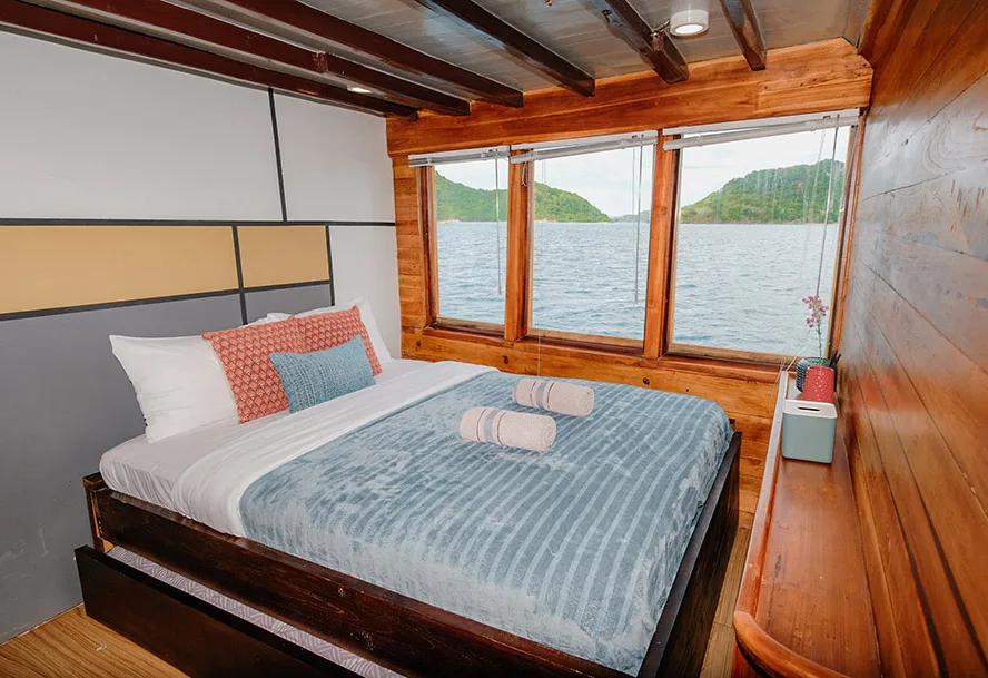 Deluxe Ocean Suite_1