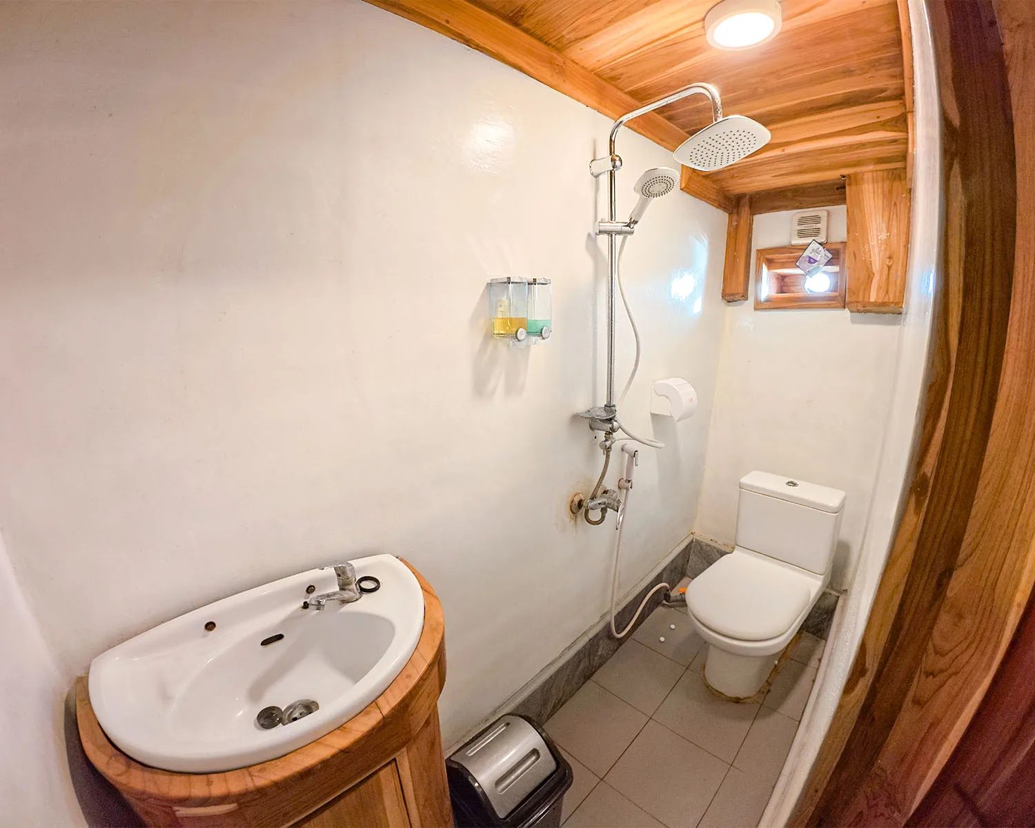 alfathran_sumbawa_cabin